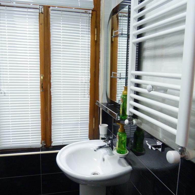 Anano Apartment On Botanikuri Tbilisi Værelse billede