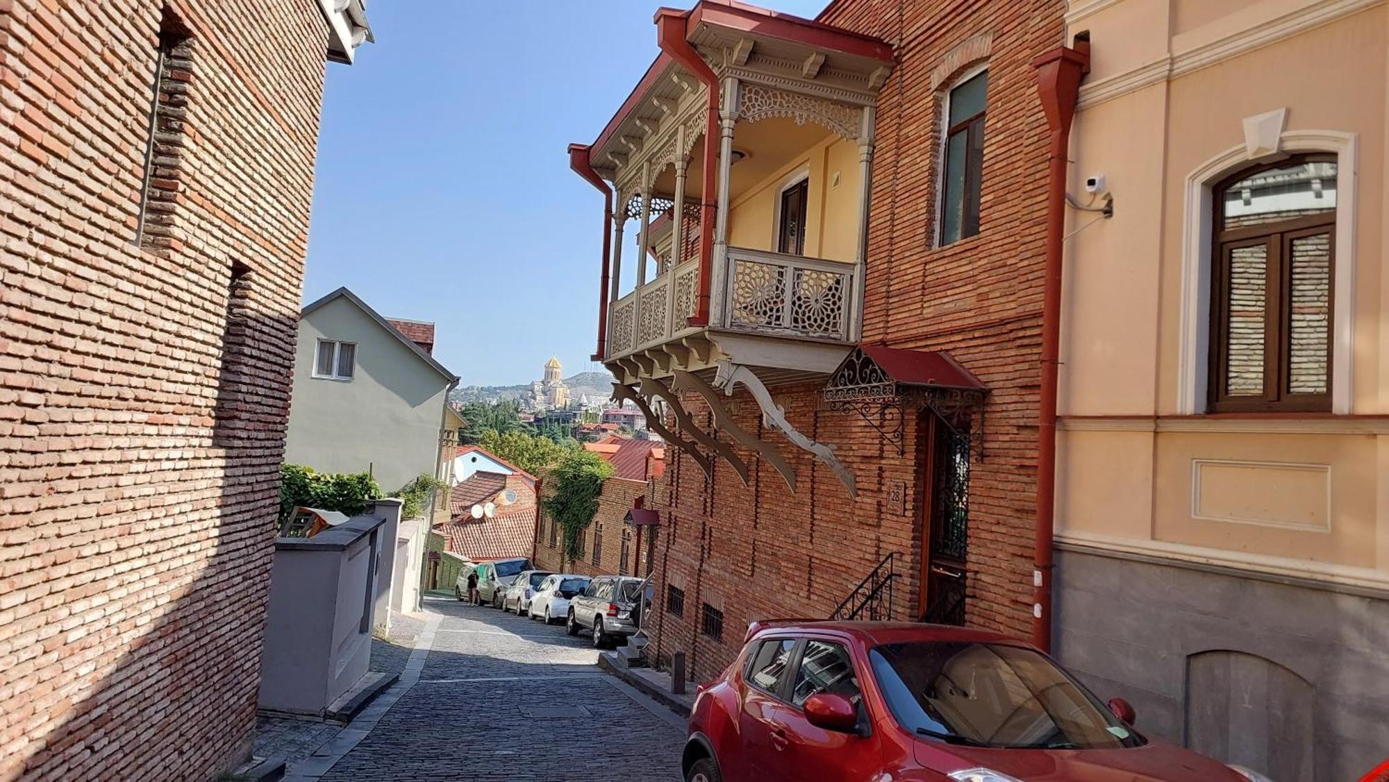 Anano Apartment On Botanikuri Tbilisi Eksteriør billede